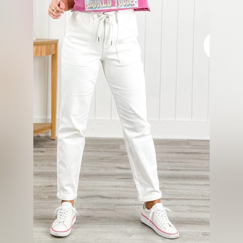 Judy Blue WHITE Airplane Mode High Rise White Cuffed Jogger